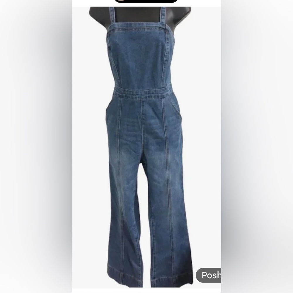 Beautiful all Jean jumper square neck and slight flare!